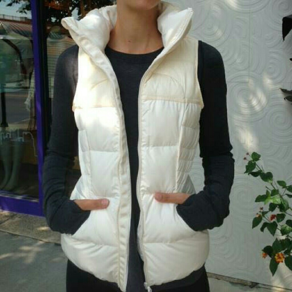 Lululemon  FLUFFIN AWESOME VEST